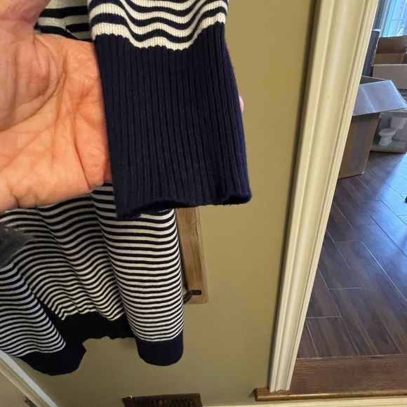 Small navy blue strip buttonless cardigan. Light weight and excellent condition. - Picture 5 of 6